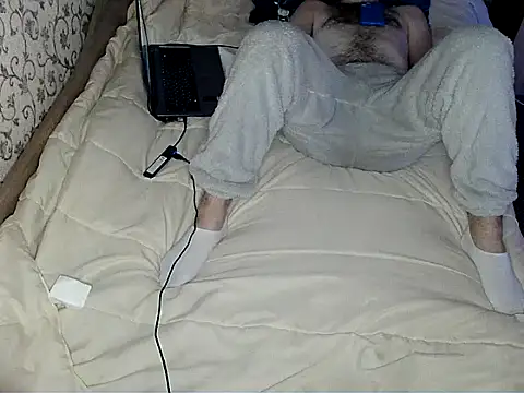 Snapshot of bul_boy chatting on 04.02.26 bul boy online show from 04.02.26