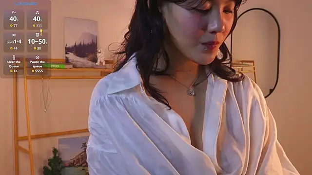 Snapshot of MoiraEger chatting on 02.08.26 MoiraEger online show from 02.08.26