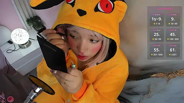 hinata dolly online show from 10.25.25