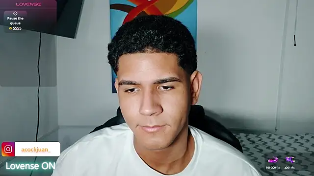 Snapshot of juanacock_1 chatting on 10.10.25 juanacock 1 online show from 10.10.25