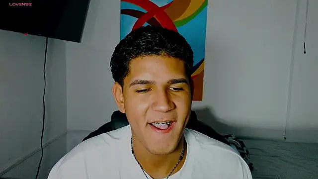 Snapshot of juanacock_1 chatting on 11.21.25 juanacock 1 online show from 11.21.25