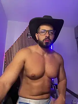 Snapshot of magnumchris chatting on 02.12.26 magnumchris online show from 02.12.26