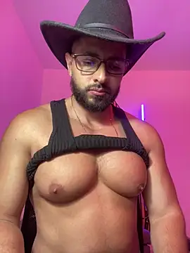 Snapshot of magnumchris chatting on 02.23.26 magnumchris online show from 02.23.26