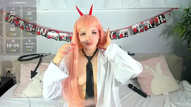 Molly Platt online show from 10.31.25