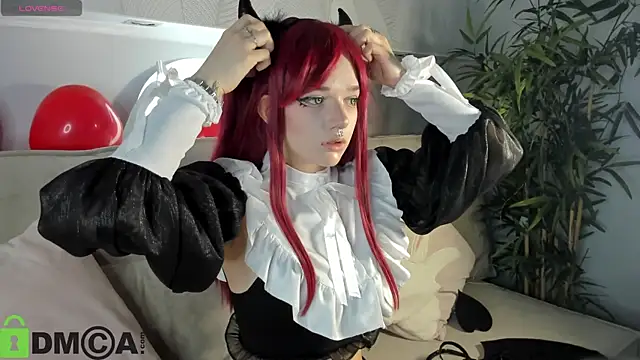 Snapshot of Molly_Platt chatting on 02.12.26 Molly Platt online show from 02.12.26