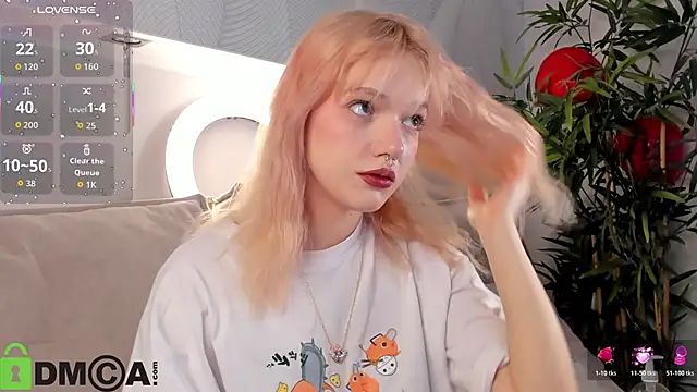 Snapshot of Molly_Platt chatting on 02.22.26 Molly Platt online show from 02.22.26