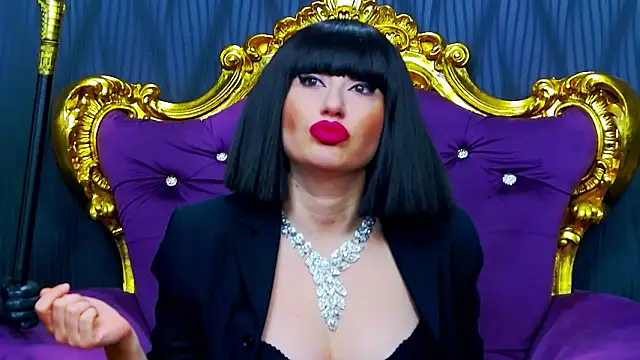 Snapshot of LaraMaeve chatting on 02.06.26 LaraMaeve online show from 02.06.26