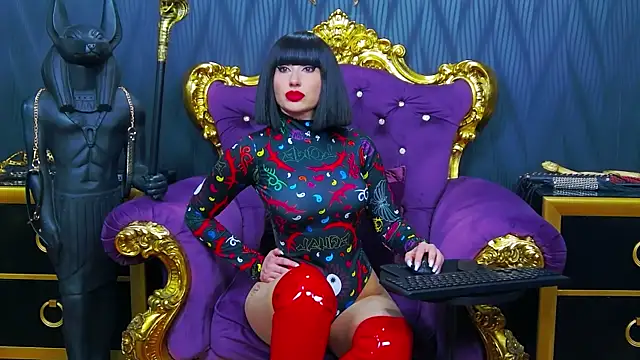 LaraMaeve online show from 04.19.26