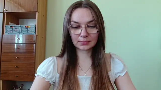 LooveELLYx online show from 05.25.26