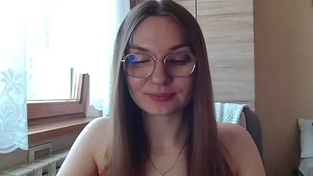 Snapshot of LooveELLYx chatting on 07.02.26 LooveELLYx online show from 07.02.26