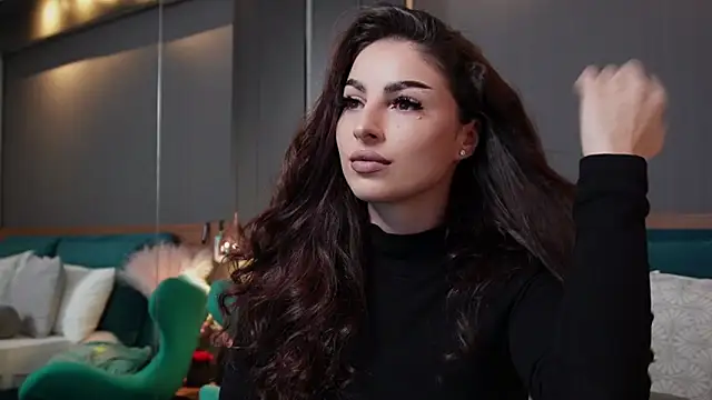 EmilyTrix online show from 04.10.26