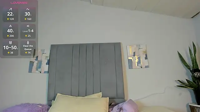 Sophia Ebony online show from 11.15.25