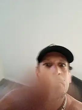 Snapshot of redonfire chatting on 02.12.26 redonfire online show from 02.12.26