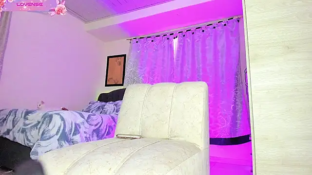 Snapshot of Miss_liizz chatting on 09.15.25 Miss liizz online show from 09.15.25