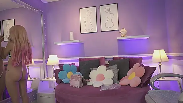 Snapshot of DahliaGrey chatting on 02.17.26 DahliaGrey online show from 02.17.26