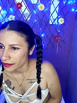 karinnahotdirty online show from 09.13.25