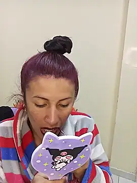 karinnahotdirty online show from 11.19.25