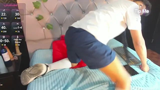 Thiago Kozak online show from 10.08.25