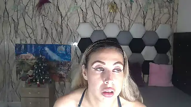 AntonellaBlanc online show from 12.17.25