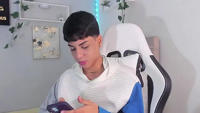 Thomas wil online show from 09.13.25