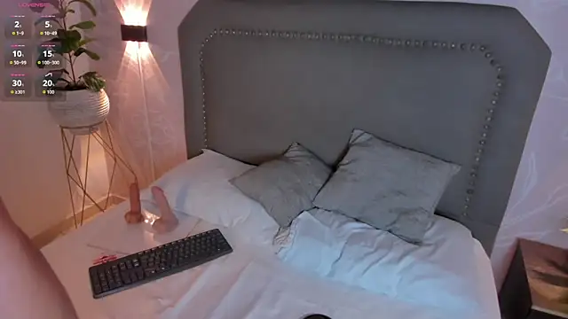 cristina gallardo online show from 02.02.26