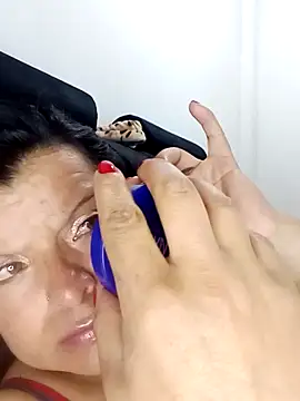 Snapshot of Hanna_Kieran chatting on 09.28.25 Hanna Kieran online show from 09.28.25