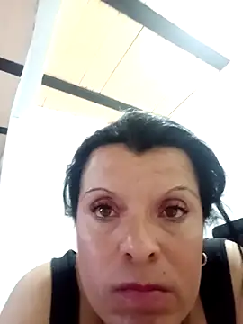 Snapshot of Hanna_Kieran chatting on 10.04.25 Hanna Kieran online show from 10.04.25