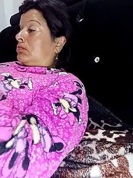 Snapshot of Hanna_Kieran chatting on 10.05.25 Hanna Kieran online show from 10.05.25