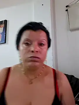 Snapshot of Hanna_Kieran chatting on 11.03.25 Hanna Kieran online show from 11.03.25