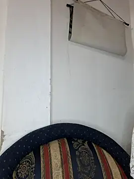 Snapshot of Hanna_Kieran chatting on 11.08.25 Hanna Kieran online show from 11.08.25