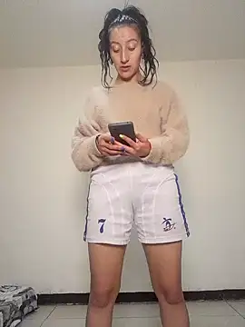 Snapshot of Oriana111 chatting on 10.26.25 Oriana111 online show from 10.26.25