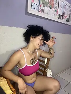 Snapshot of CamillyBlum chatting on 11.10.25 CamillyBlum online show from 11.10.25