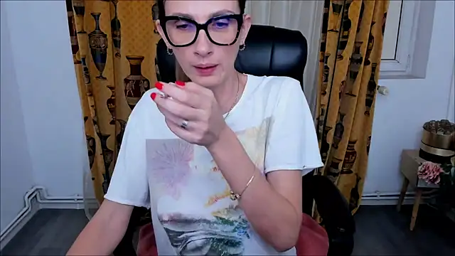 NaughtyWifey1 online show from 10.31.25