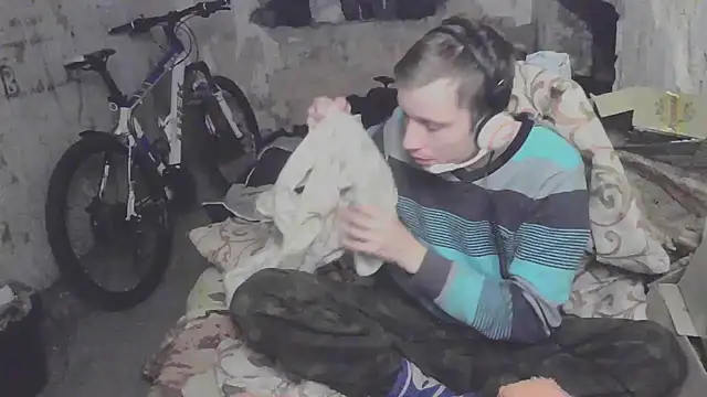 makarov1993 online show from 10.15.25