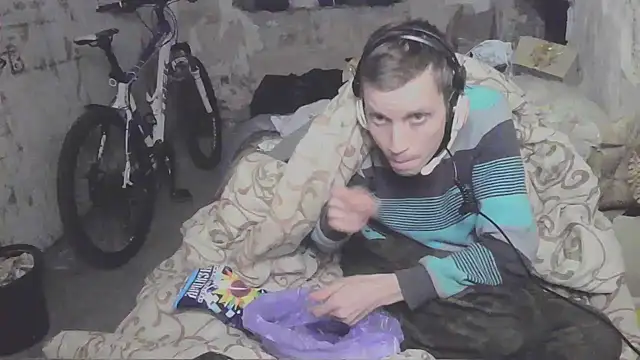 makarov1993 online show from 10.17.25