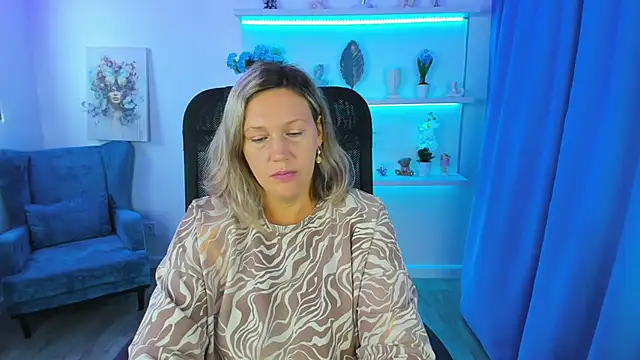 NinaStarle online show from 09.10.25