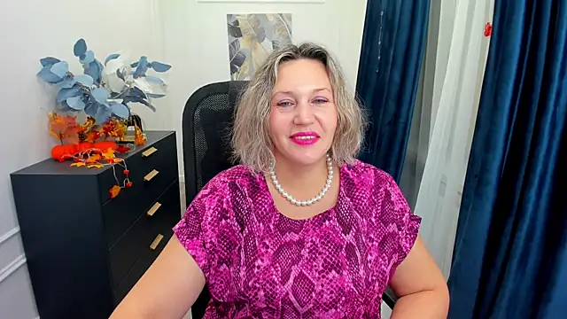 NinaStarle online show from 10.27.25