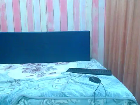 Snapshot of ebonyfirexx chatting on 11.25.25 ebonyfirexx online show from 11.25.25