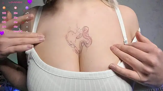 Snapshot of girlllsooft chatting on 02.01.26 girlllsooft online show from 02.01.26