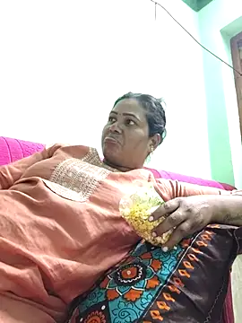 Snapshot of tamilaruvi chatting on 03.01.26 tamilaruvi online show from 03.01.26