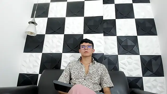 AndyFame1 online show from 12.18.25