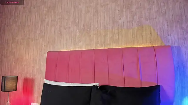 Snapshot of Kendra_kobein chatting on 02.26.26 Kendra kobein online show from 02.26.26