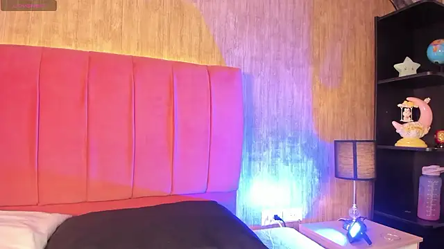 Snapshot of Kendra_kobein chatting on 02.28.26 Kendra kobein online show from 02.28.26