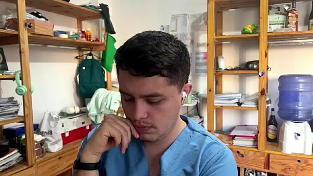 Snapshot of Haustin202 chatting on 11.03.25 Haustin202 online show from 11.03.25