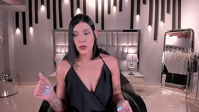 SarahYates online show from 10.28.25