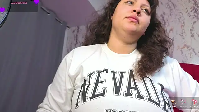 Larissa Antonella online show from 10.06.25