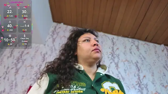 Larissa Antonella online show from 10.11.25