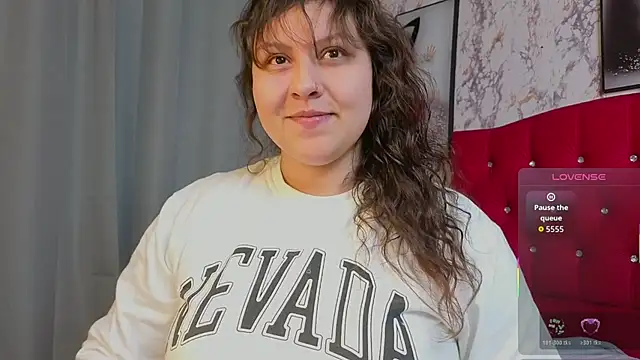 Larissa Antonella online show from 11.10.25