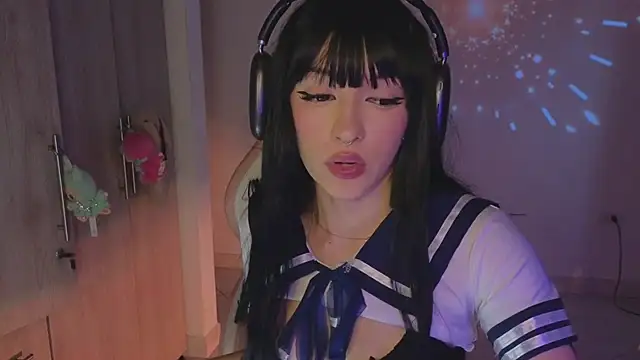 Moonlightt 21 online show from 02.22.26