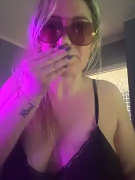 Snapshot of Granlady7 chatting on 12.15.25 Granlady7 online show from 12.15.25